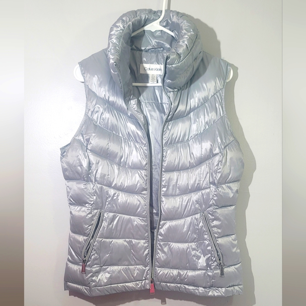 Calvin klien silver puffy vest medium